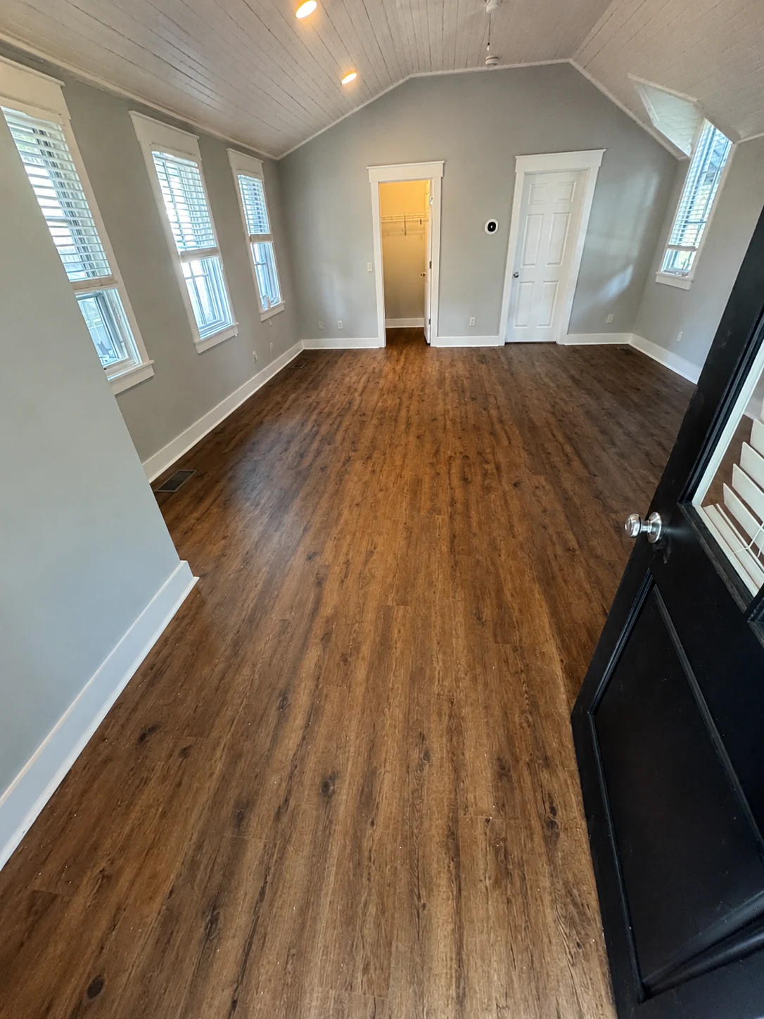 Restored floor completed by Paez And More